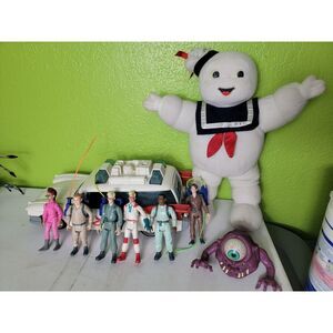 Real Ghostbusters Action Figure Lot 1980s Vintage Vtg Ecto 1 Stay Puft Plush